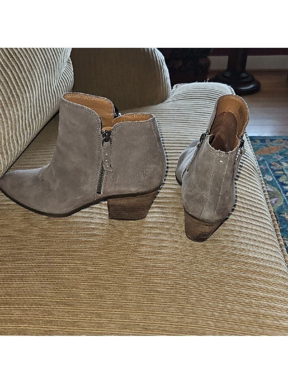 Frye Judy Zip Bootie Size 10 - Picture 5 of 8